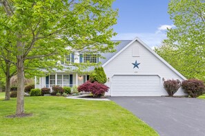 Large family home in the heart of Brockport! 3bdrms 2.5 baths and plenty of extra space. Perfect for family vacations!