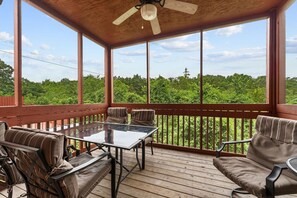 Screened-In Balcony