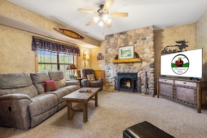 Comfortable Living Room with Cable TV and Seasonal Gas Fireplace