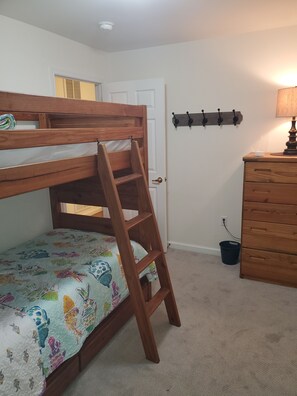 Bunk Beds with Pull out Trundle