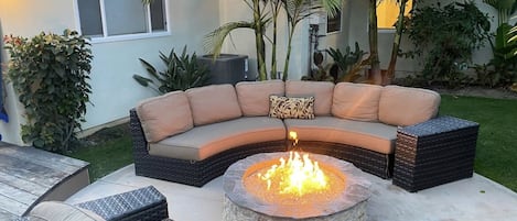 Steps from sand- Lounge around large firepit