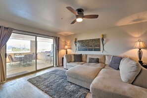 Living Room | Central Air Conditioning