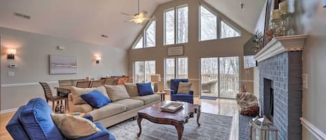 Beech Mountain Vacation Rental | 5BR | 3BA | 3,800 Sq Ft | Stairs Required