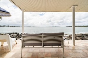 Private outdoor area (2)