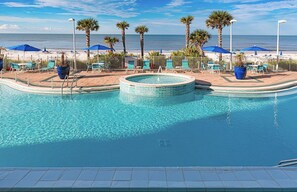 Large heated pool and 2 hot tubs!