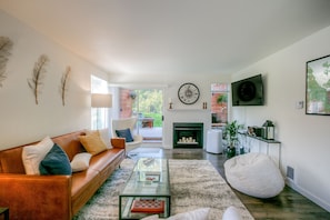 Moon River Suite Living Room and Seating area