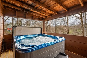 Bain à remous intérieur