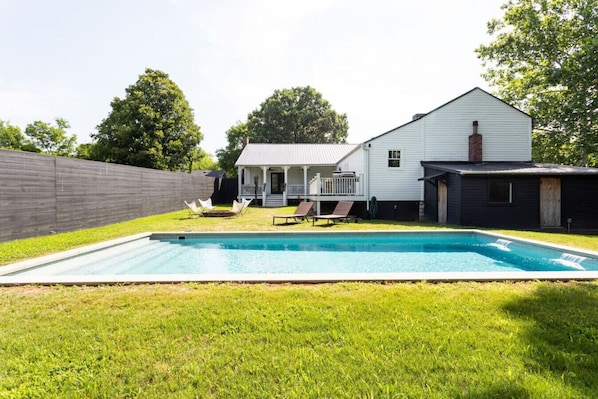 30ft Saltwater Pool - Perfect for those hot summer days!