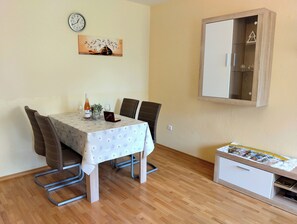 Ferienwohnung Dresden-Dölzschen-Wohnzimmer