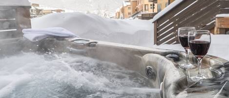 Private Hot Tub- Perfect Apres Ski