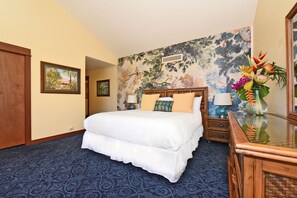 Kaanapali Royal D302 bedroom 1
