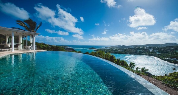 Nocean is a luxurious Ocean view villa in St Barts