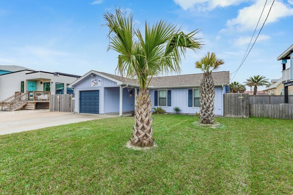 Dive Right Inn Port Aransas, Texas Beach Vacation 3 bedroom rental home