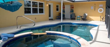 Sea Turtle Cottage Pool & Spa