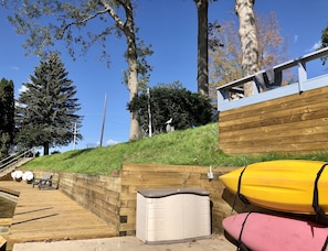 Shared boardwalk and kayaks