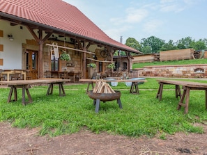 Sky, Plant, Building, Wood, Cloud, Tree, Land Lot, Table, Leisure, Outdoor Furniture