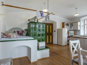Property, Furniture, Shelf, Shelving, Cabinetry, Wood, Living Room, Window, Bookcase, Interior Design