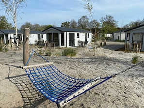Eigentum, Haus, Grundeigentum, Zuhause, Öffentlicher Raum, Netz, Baum, Hütte, Freizeit