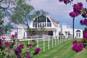 MAIN HOUSE AT LONE MESQUITE RANCH