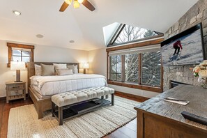 Newly Updated Master Suite!