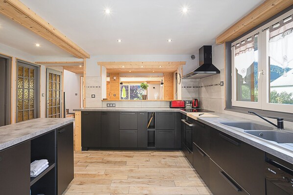 Private kitchen