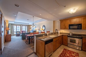 Flooring, Indoors, Room, Floor, Hardwood