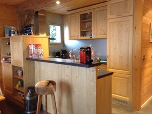 Bar (in der Unterkunft)