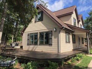 Front of house facing AuTrain Lake