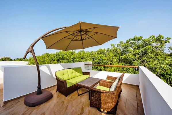 Private Rooftop