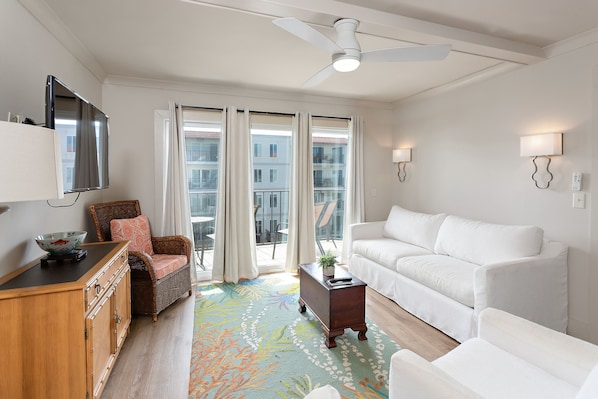 Beach Club 312 -Living Space