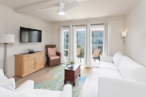 Beach Club 312 - Living Space