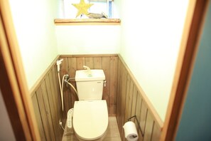 toilet