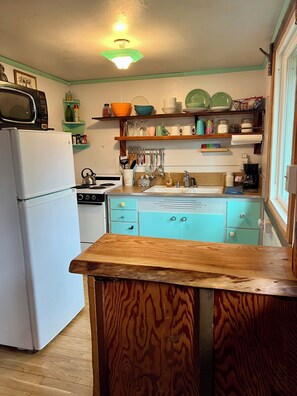 Cozy Kitchen:)