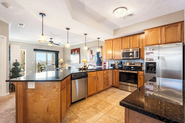 Full Kitchen