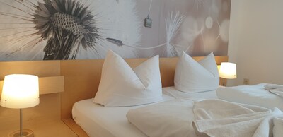 Moderne Ferienwohnung  mit grosser Sonnenterrasse 
