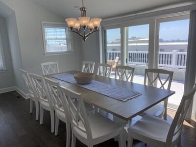 Beachblock 9 BR, 5.5 BA with gorgeous ocean views, new construction, elevator