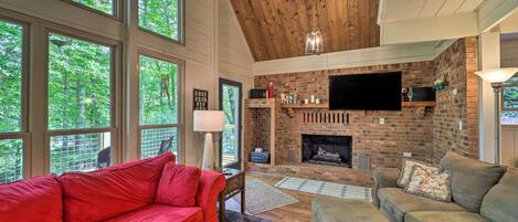 Boone Vacation Rental | 3BR | 2BA | 1,436 Sq Ft | Stairs Required