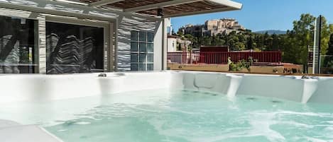 Private Jacuzzi with Acropolis View