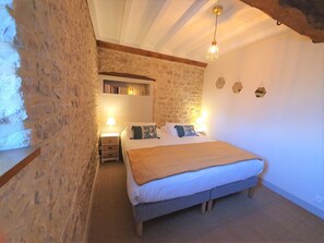 Authentic - Chambre 1 fermée.jpg