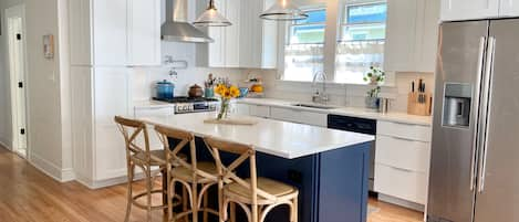 Beautiful open concept kitchen is a delight to cook in!