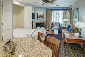 AZ_pinetop_living_004_S.jpg