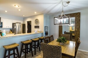 Kitchen bar