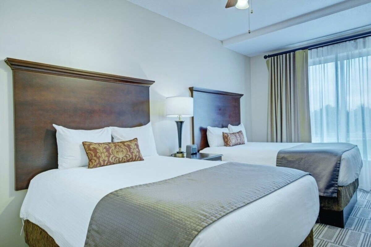 Wyndham Old Town Alexandria – Alexandria, VA – 3 Bedroom Presidential