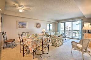 Dining Area | Dishware & Flatware