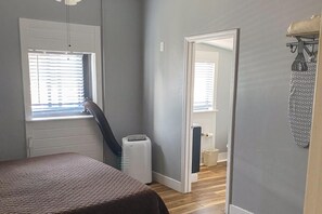 The Palmetto Inn - Spotted Seatrout - 1 Bedroom King Suite image 5