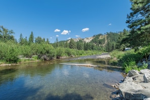 Nestled on the Wenatchee River