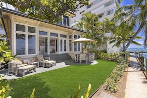 Oceanside View of Diamond Head Surf House.