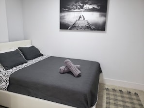 Queen size bed