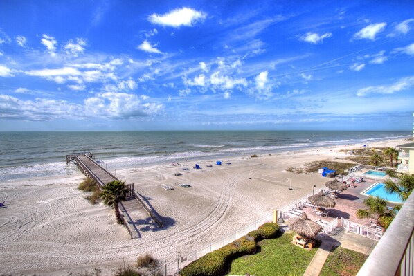 Condo directly on the beach, private fishing pier for guest use.