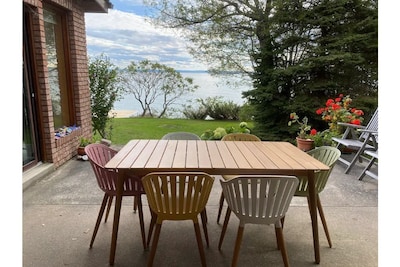 The raw beauty of Georgian Bay waterfront home